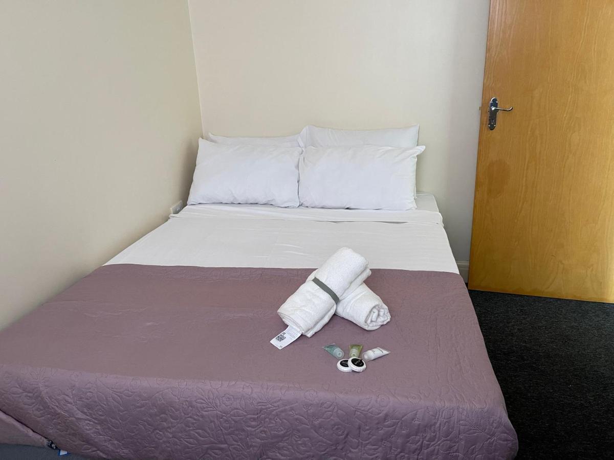 Ensuite Family In Stratford *