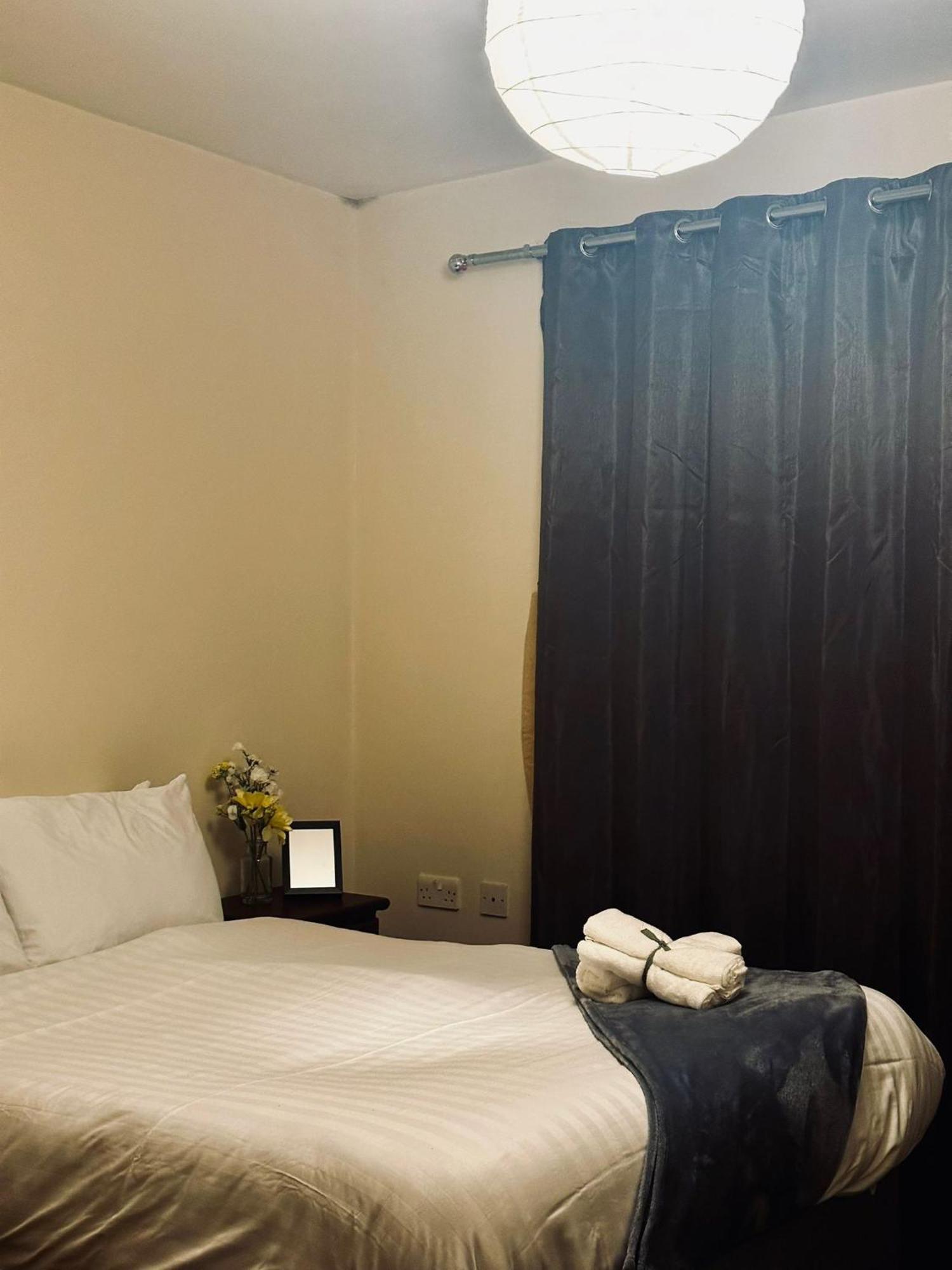 Ensuite Family In Stratford